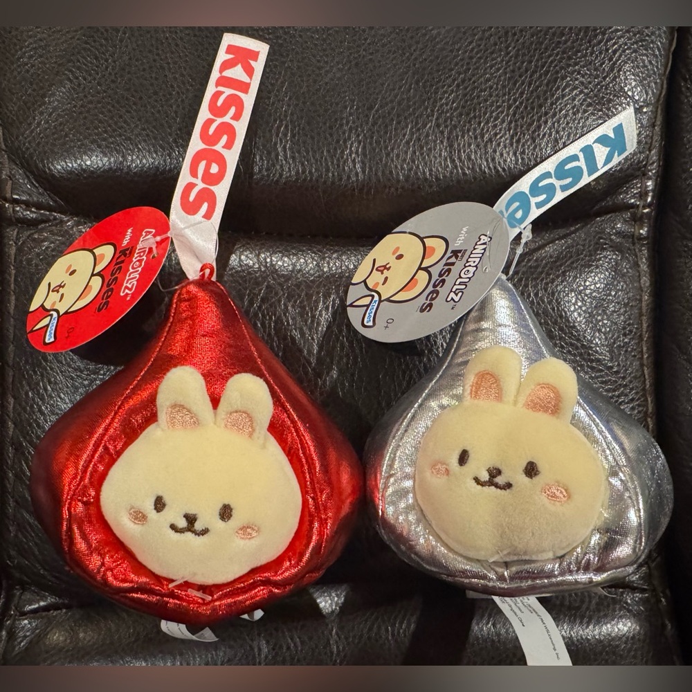 Anirollz with Hershey’s Kisses Plush Set